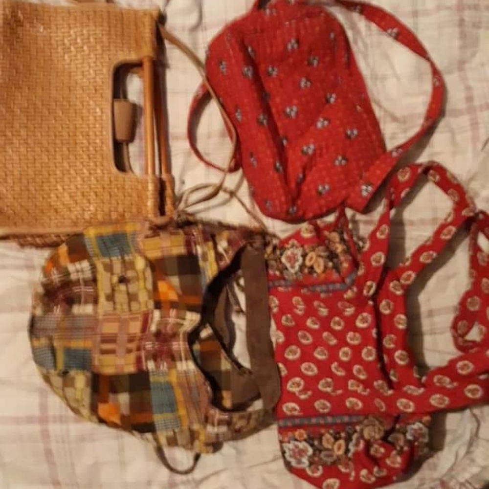 Purses - Picture 4 of 5